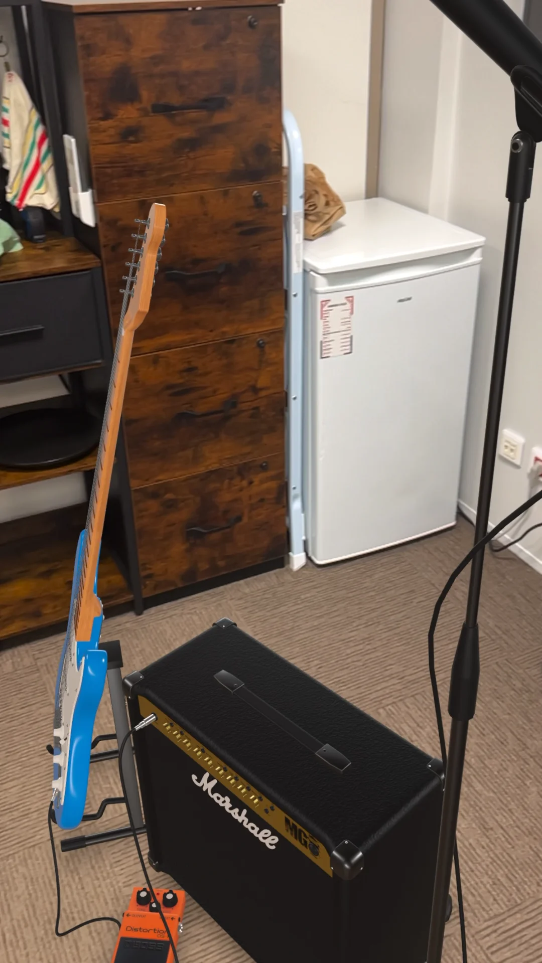 Éléments 3D en réalité augmentée vue de côté